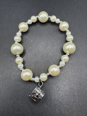 ALEXA'S ANGELS Heart Prayer Box Locket Charm Faux Pearl Beads Bracelet Sz 7.5
